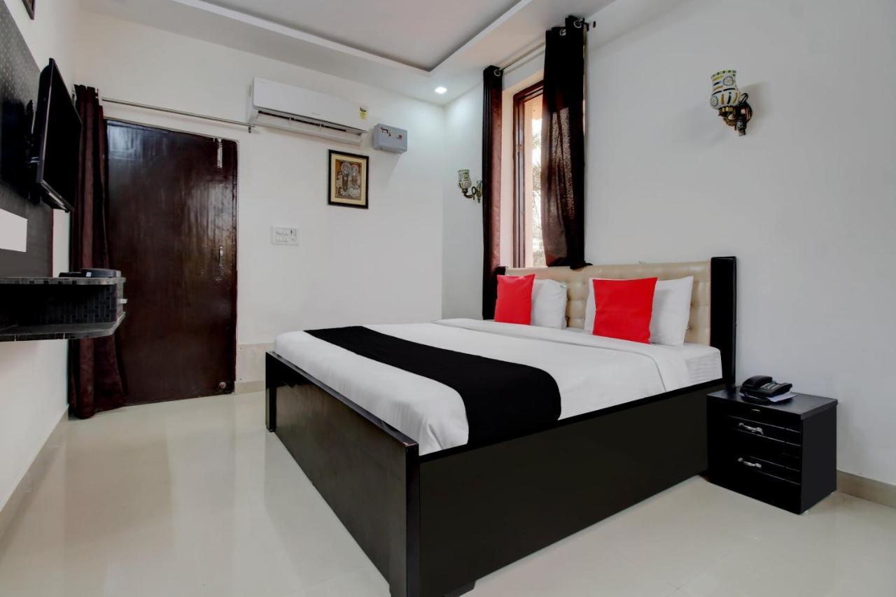 Elegance Resort Mathura Exterior photo