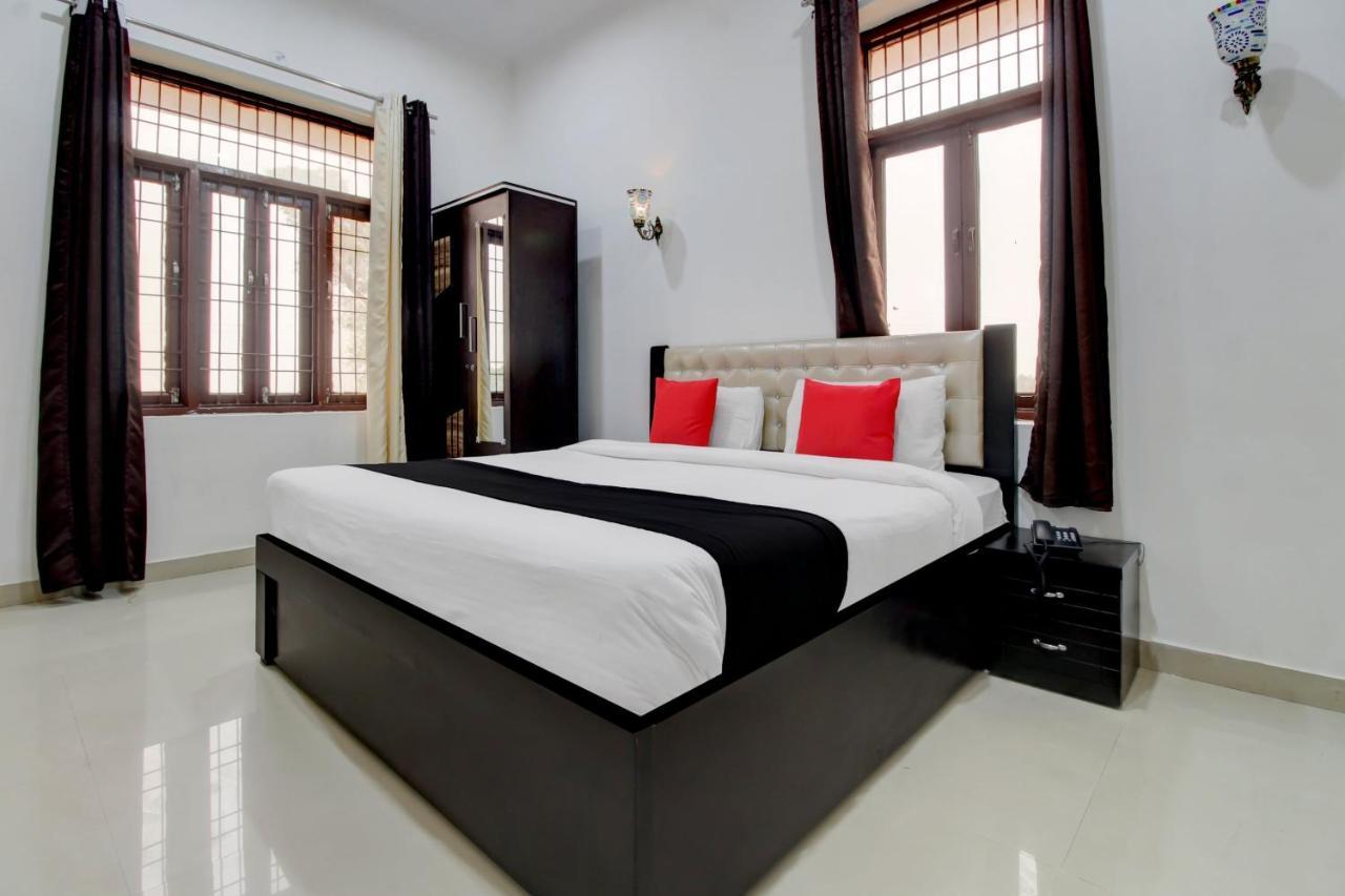 Elegance Resort Mathura Exterior photo