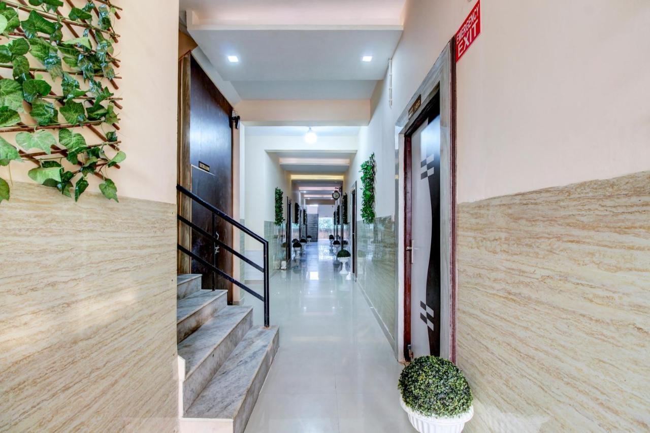 Elegance Resort Mathura Exterior photo